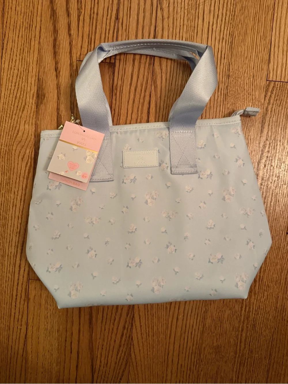 LoveShackFancy - Yoobi Everblooming Rosettes Ditsy Lunch Tote Bag Breezy Blue